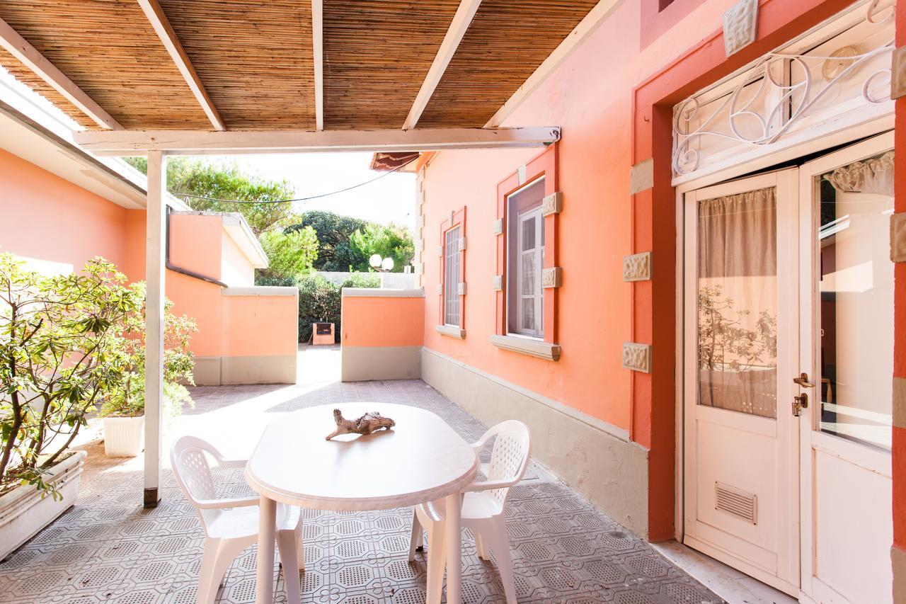 מרינה די קסטנייטו קרדוצ'י Villa Emilia מראה חיצוני תמונה