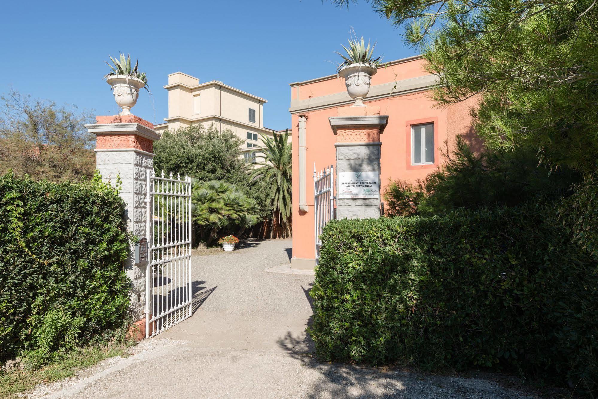 מרינה די קסטנייטו קרדוצ'י Villa Emilia מראה חיצוני תמונה