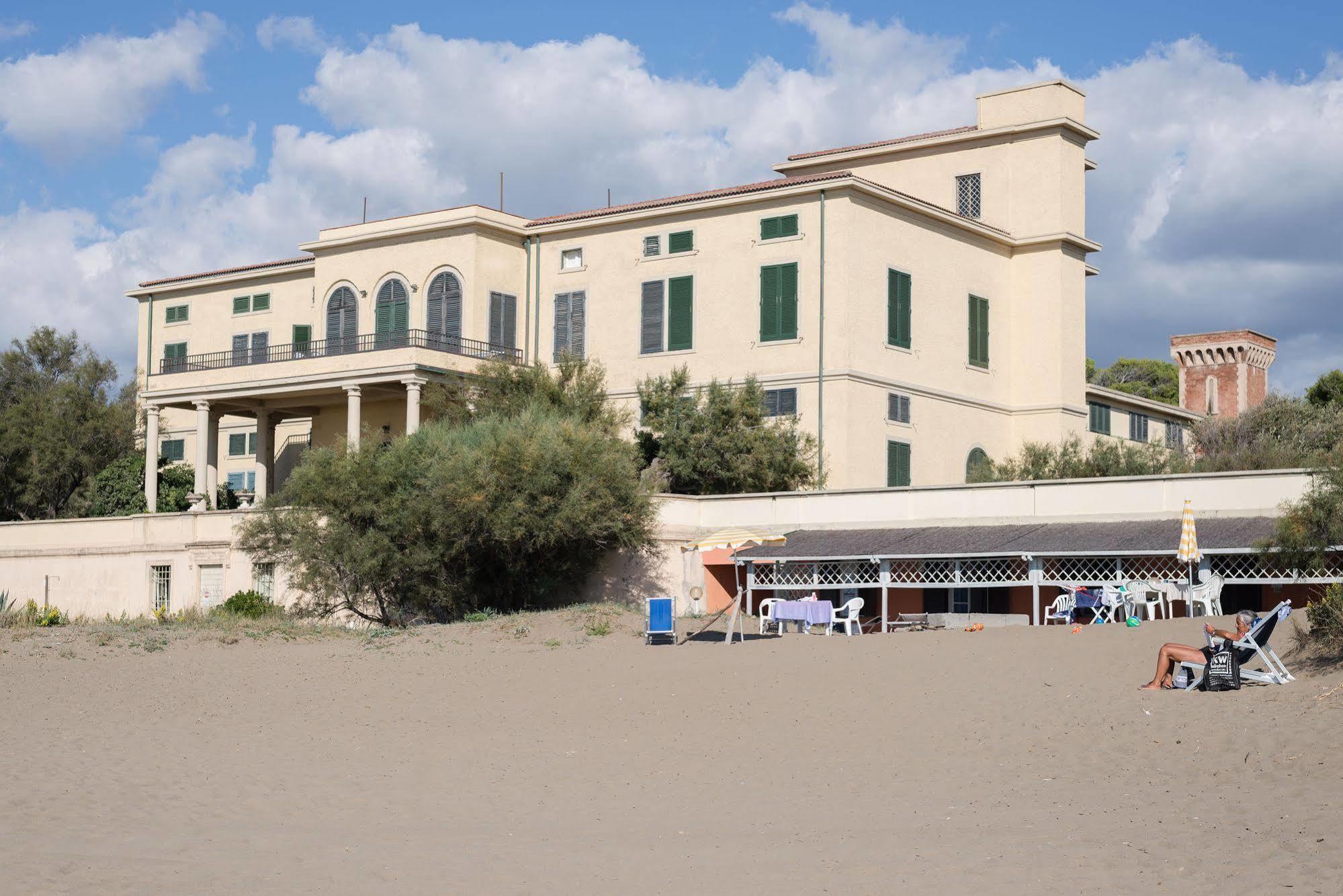 מרינה די קסטנייטו קרדוצ'י Villa Emilia מראה חיצוני תמונה