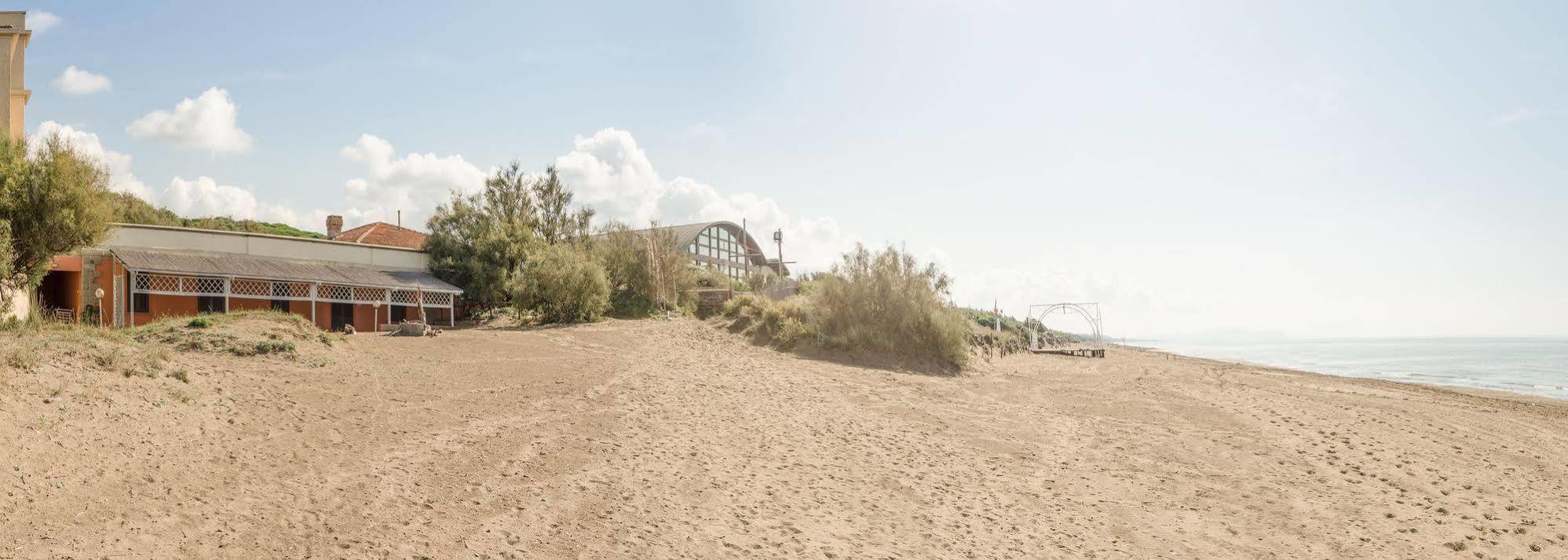 מרינה די קסטנייטו קרדוצ'י Villa Emilia מראה חיצוני תמונה