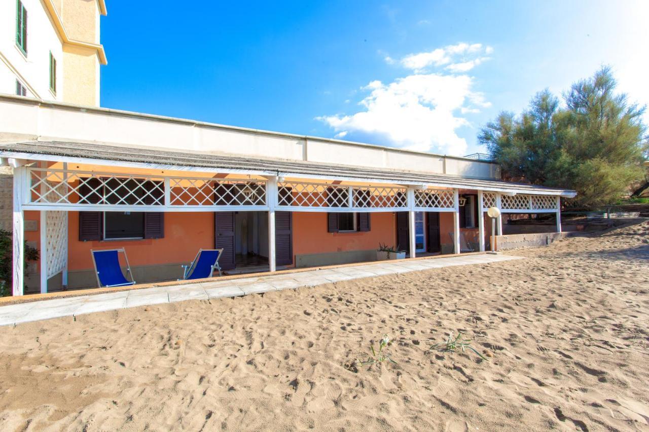 מרינה די קסטנייטו קרדוצ'י Villa Emilia מראה חיצוני תמונה